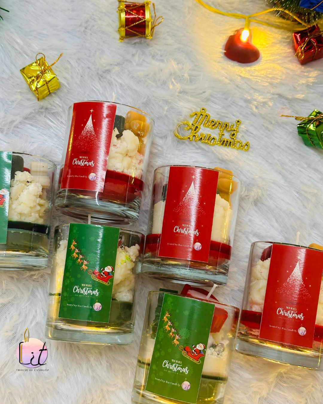 Snow & Christmas Candle (Scented Glass Candle)