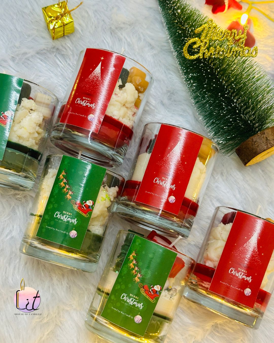 Snow & Christmas Candle (Scented Glass Candle)